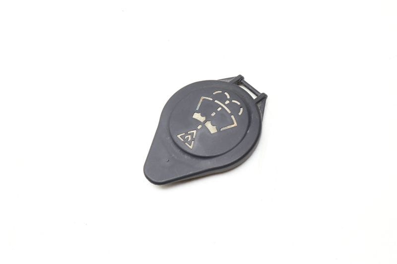 Windshield Washer Reservoir / Tank Cap 61667238068 — Used (SKU 658281)