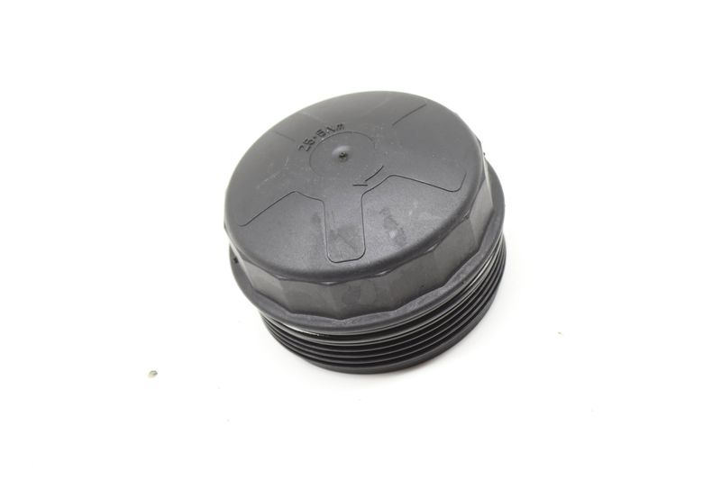 Engine Oil Filter Housing Cover / Cap 11427525334 — Used (SKU 583388)