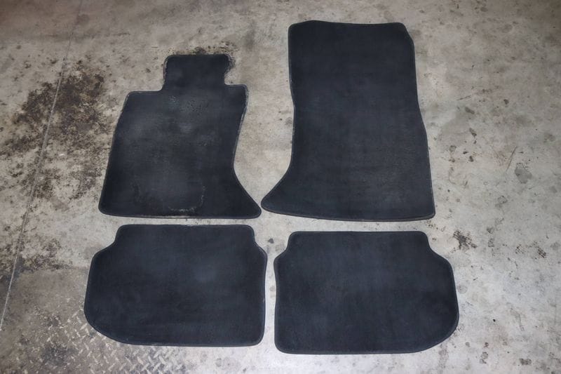 Carpet Floor Mat Set 51477220450 — Used (SKU 583459)