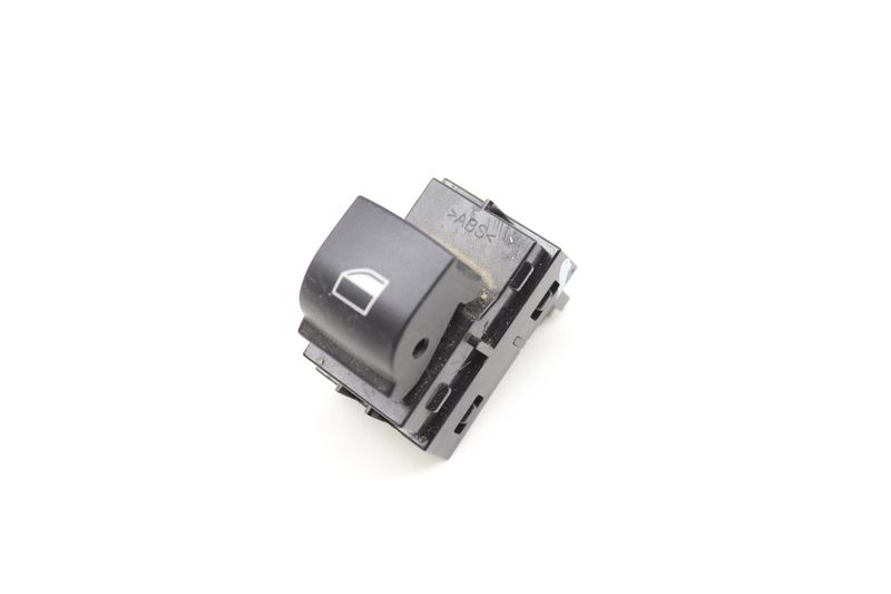Window Switch 61319163527 — Used (SKU 583067)