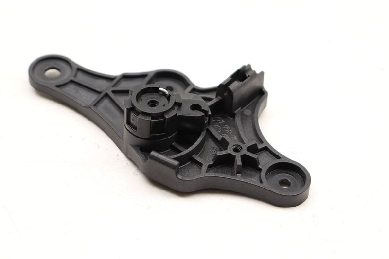 Hood Release / Lever Bracket 51237225648 — Used (SKU 486367)