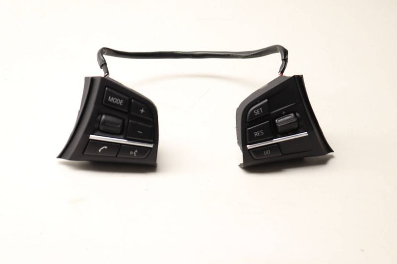 Steering Wheel Control Switch Set 61319229483 — Used (SKU 486391)