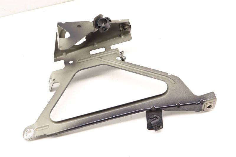Fender Mount / Bracket 41357184180 — Used (SKU 431596)