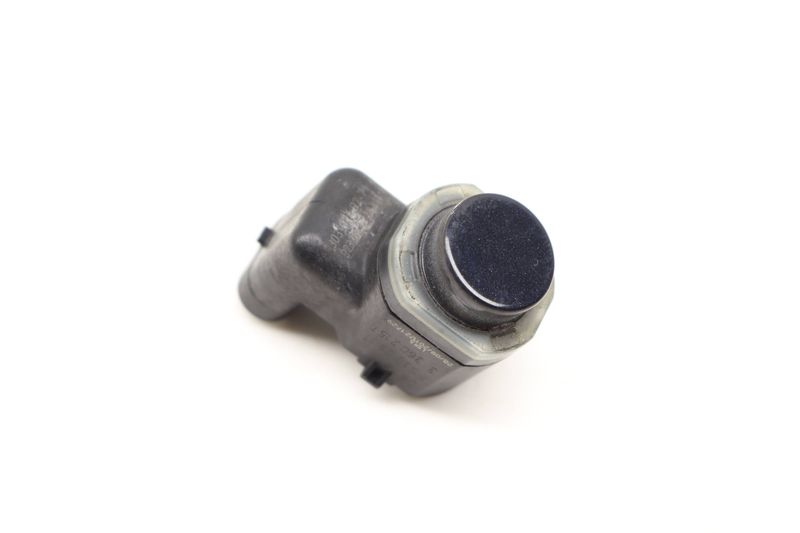 PDC / Park Distance / Assist Sensor 66209231283 — Used (SKU 431587)