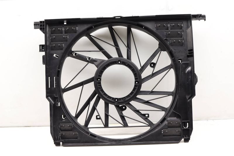 Radiator Electric Cooling Fan Housing 17117575258 — Used (SKU 431365)