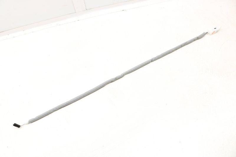 Interior Door Handle Release / Bowden Cable 51227175746 — Used (SKU 376296)