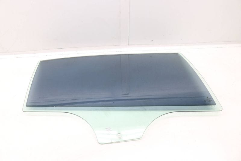 Door Window / Glass 51357182094 — Used (SKU 376241)
