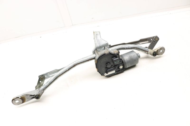Windshield Wiper Transmission w/ Motor 61617306266 — Used (SKU 376345)