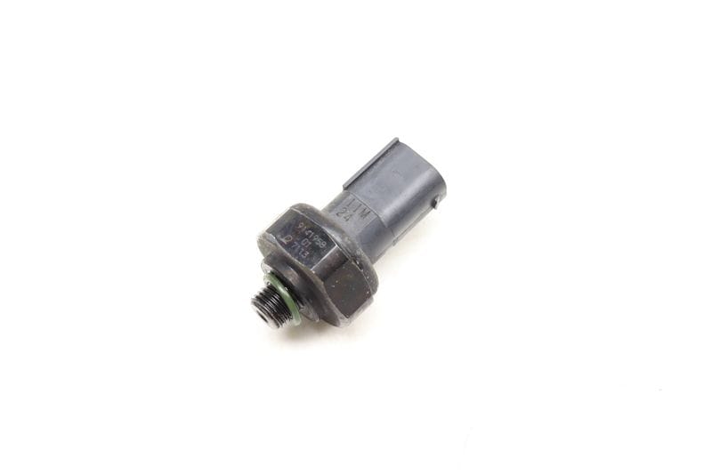 AC Pressure Switch / Sensor 64539141958 — Used (SKU 494925)