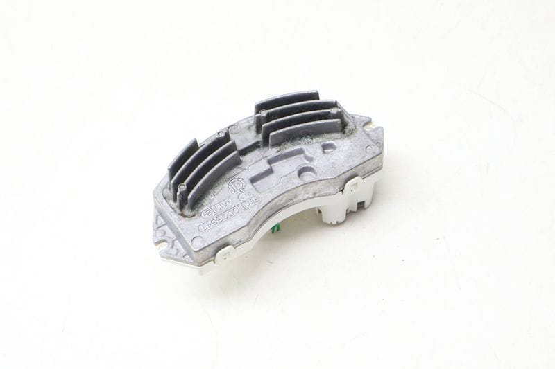 Blower Motor Resistor 64119266185 — Used (SKU 685869)