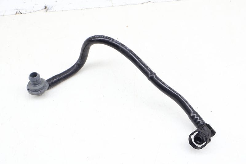Brake Booster Vacuum Hose / Line 11667601021 — Used (SKU 685944)