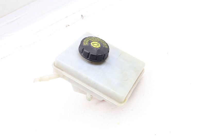 Brake Fluid Reservoir / Tank 34336794473 — Used (SKU 686080)