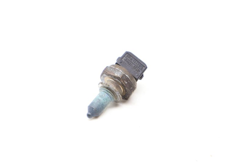 Coolant / Oil Temp Sensor 13621433076 — Used (SKU 685957)