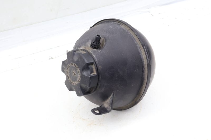 Coolant Tank / Reservoir / Bottle 17138616418 — Used (SKU 686081)