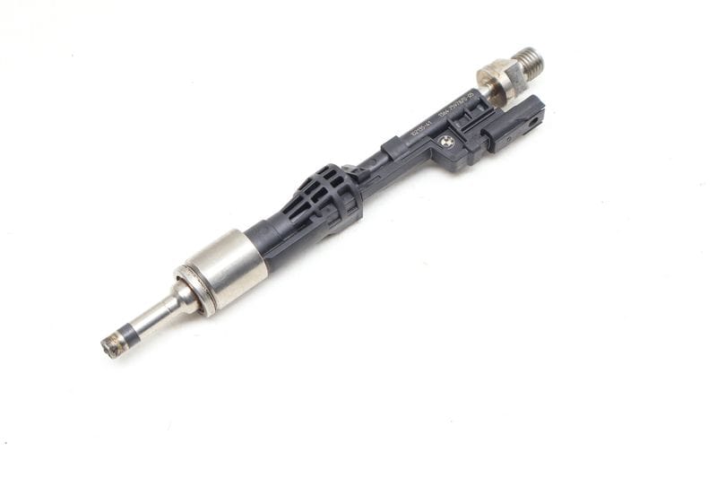 Fuel Injector (EU5) 13647597870 — Used (SKU 685971)