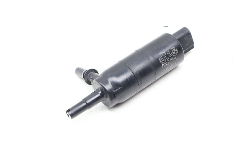 Headlight Washer Pump 67637217792 — Used (SKU 685953)