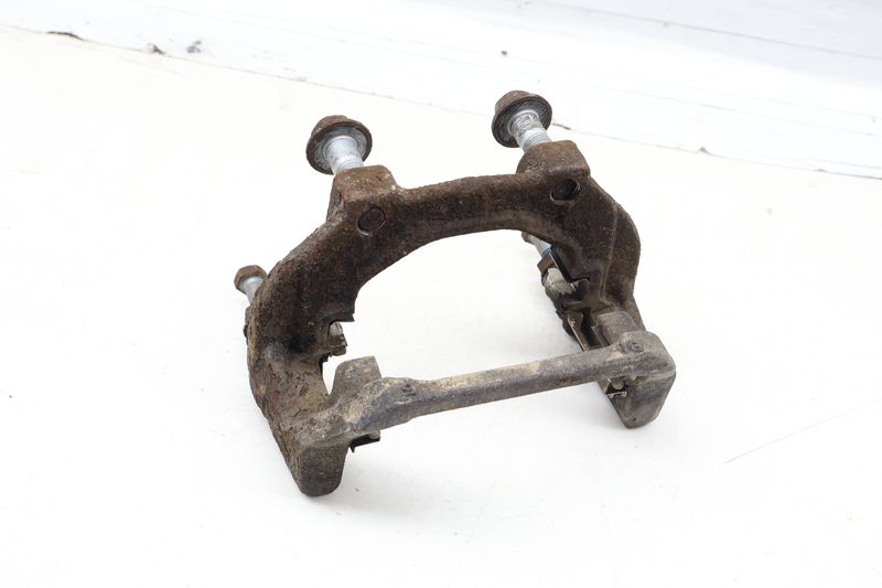 Brake Caliper Carrier / Bracket 34216791019 — Used (SKU 686043)