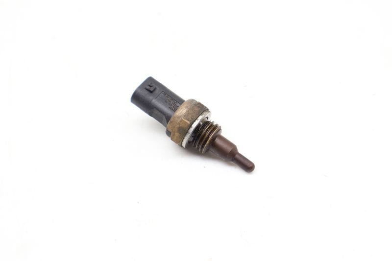 Temperature Sensor Coolant / Oil 13627580635 — Used (SKU 685979)