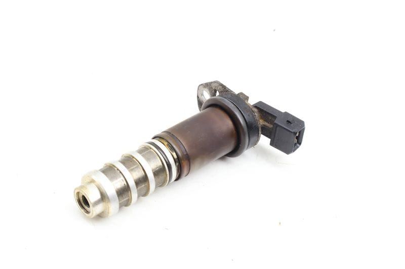 Vanos Solenoid Valve 11367585776 — Used (SKU 685949)