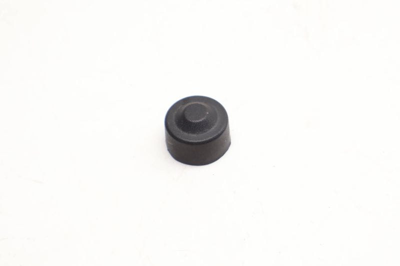 Windshield Wiper Arm Cap 52108119867 — Used (SKU 685964)