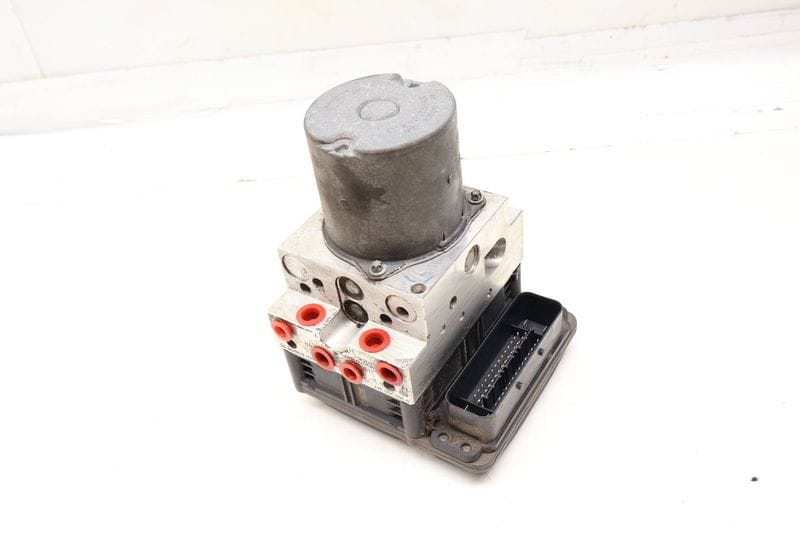 ABS Pump / Module 34516780126 — Used (SKU 699006)