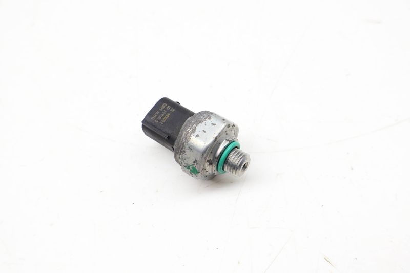 AC Pressure Sensor / Switch 64539181464 — Used (SKU 698817)