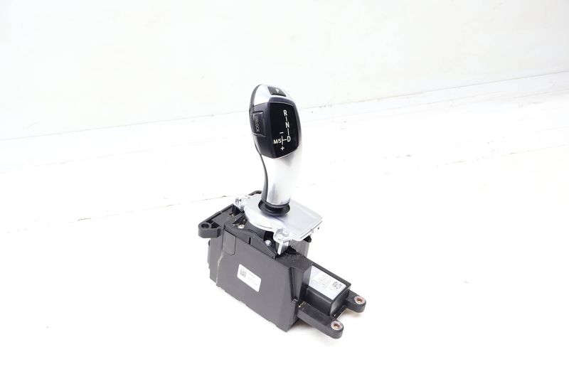 Automatic Gear Shifter Knob Assembly 61319228610 — Used (SKU 698927)
