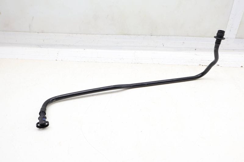 Brake Booster Vacuum Hose / Line 11667575774 — Used (SKU 699148)