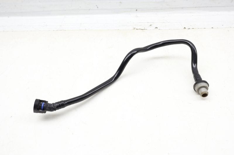 Brake Booster Vacuum Line / Hose / Pipe 11667584945 — Used (SKU 699149)