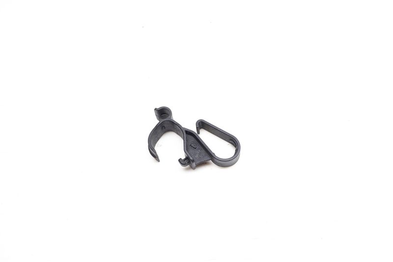 Cable / Wiring Harness Bracket 12527591949 — Used (SKU 698880)