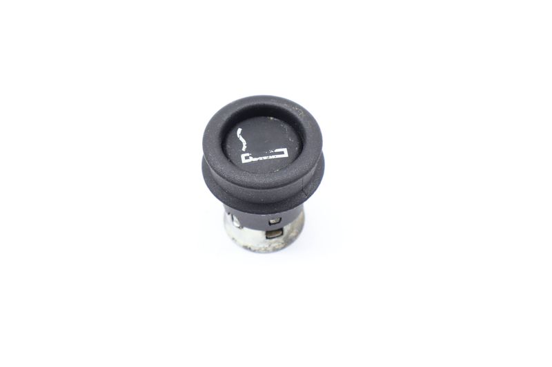Cigarette Lighter 61346969134 — Used (SKU 660358)