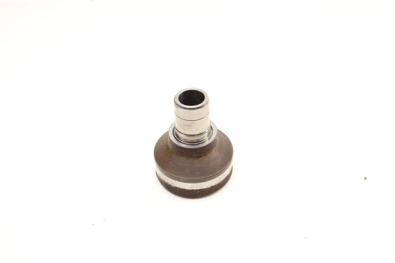 Crankshaft / Crank Pulley Hub 11237574827 — Used (SKU 699039)