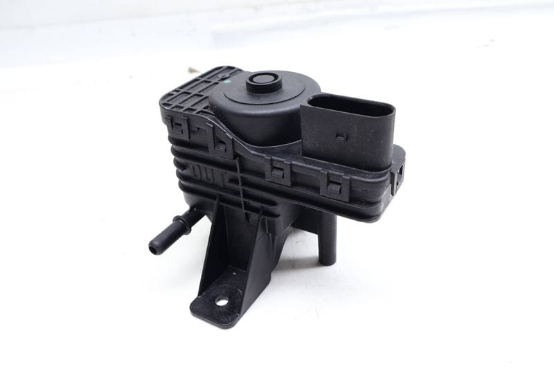 Diesel Exhaust Fluid / Def Pump 16197205041 — Used (SKU 660272)