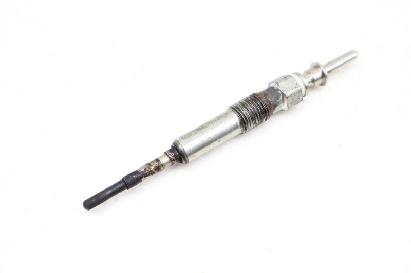 Diesel Glow Plug 12237807277 — Used (SKU 660436)