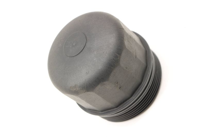 Engine Oil Filter Cover / Cap 11427615389 — Used (SKU 405445)