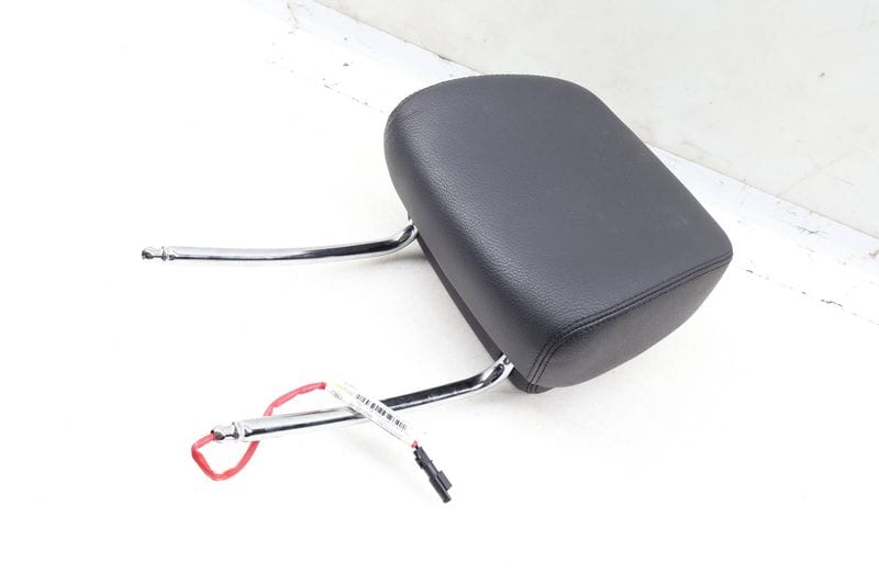 Headrest / Head Rest 52107271532 — Used (SKU 660587)