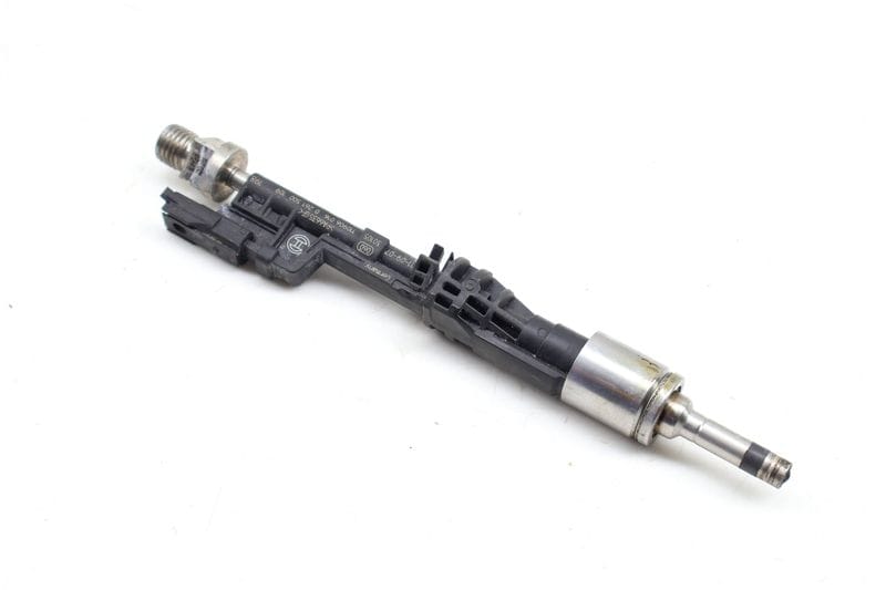 Fuel Injector (EU5) 13647597870 — Used (SKU 704760)