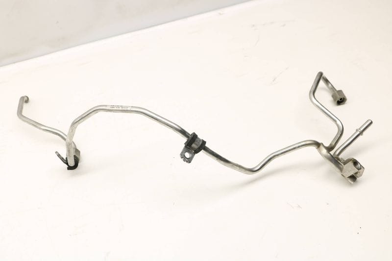 Fuel Line / Pipe 13537622850 — Used (SKU 402562)