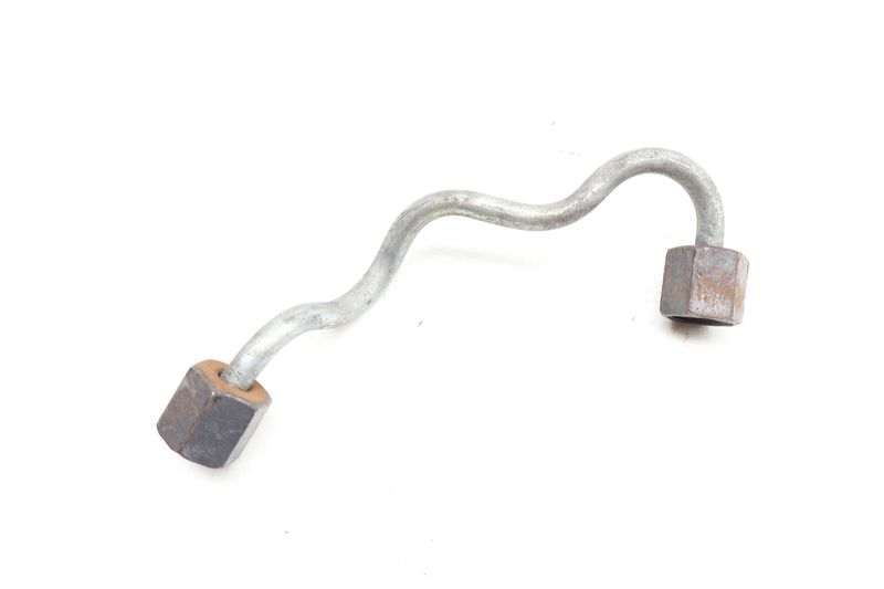 Fuel Line / Pipe 13537792717 — Used (SKU 660274)