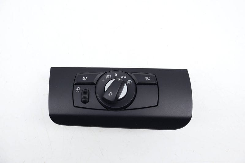 Headlight Switch / Dial 61319134729 — Used (SKU 704541)