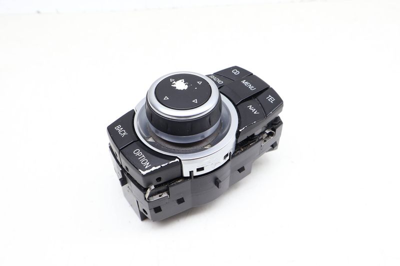Idrive Control Switch / Unit 65829249439 — Used (SKU 698776)