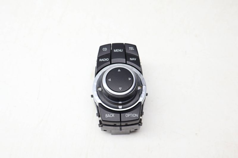 Idrive Control Switch / Unit 65829249439 — Used (SKU 704558)