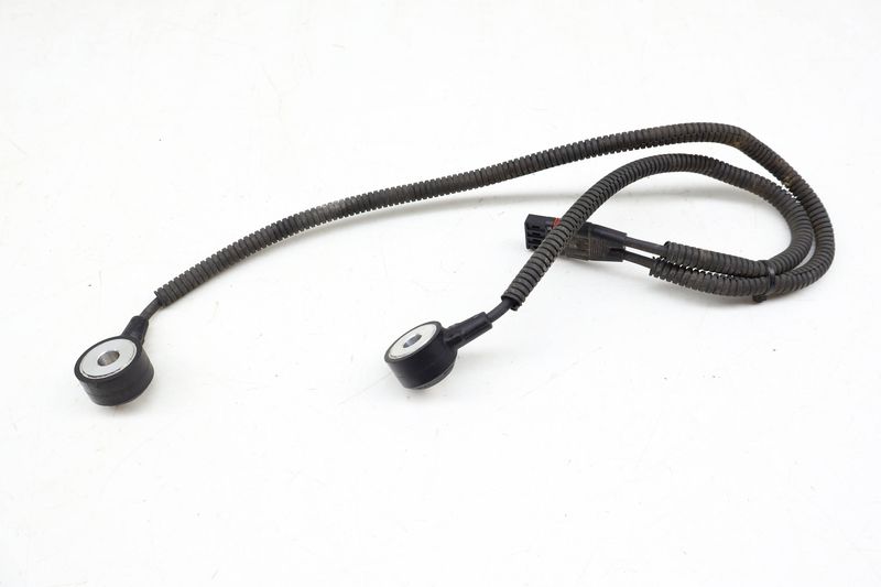 Knock Sensor 13627566786 — Used (SKU 699128)