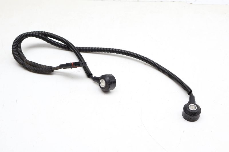 Knock Sensor 13627566786 — Used (SKU 704662)