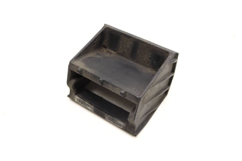 Radiator Module Mount / Bracket 17117533537 — Used (SKU 488069)