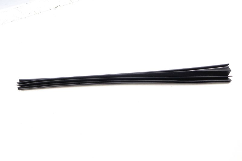 Sunroof / Sun Roof Rubber Boot / Seal 54137299077 — Used (SKU 660504)