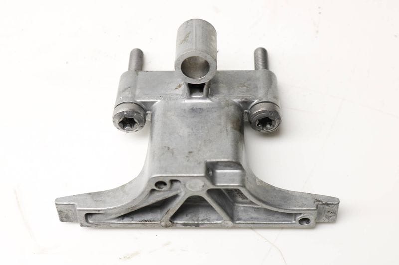 Timing Chain Guide Rail 11317565243 — Used (SKU 330034)