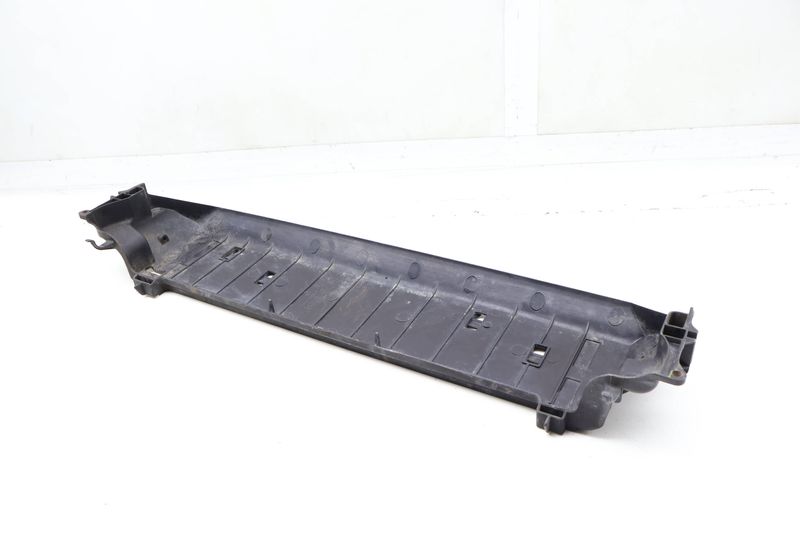 Lower Radiator Carrier Cover 17117795909 — Used (SKU 698993)