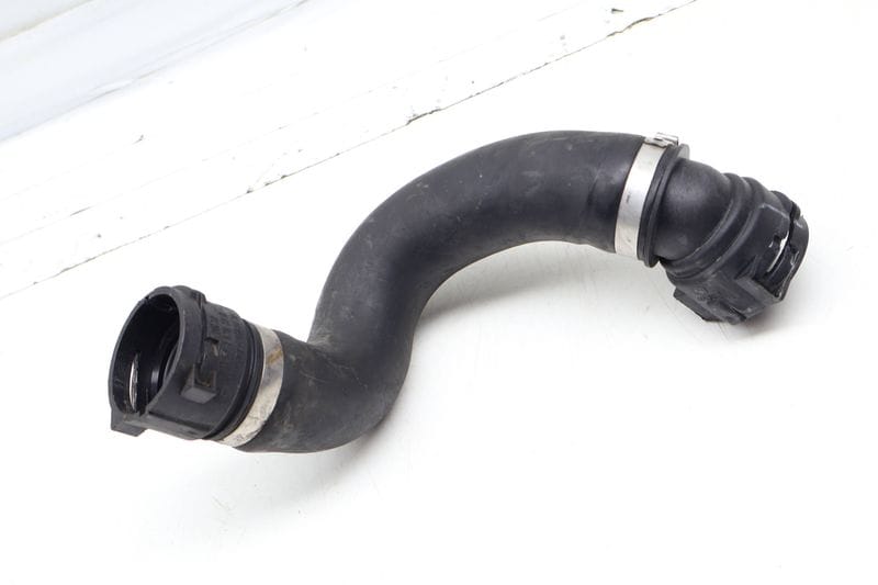 Lower Radiator Coolant Hose 17127623374 — Used (SKU 704682)