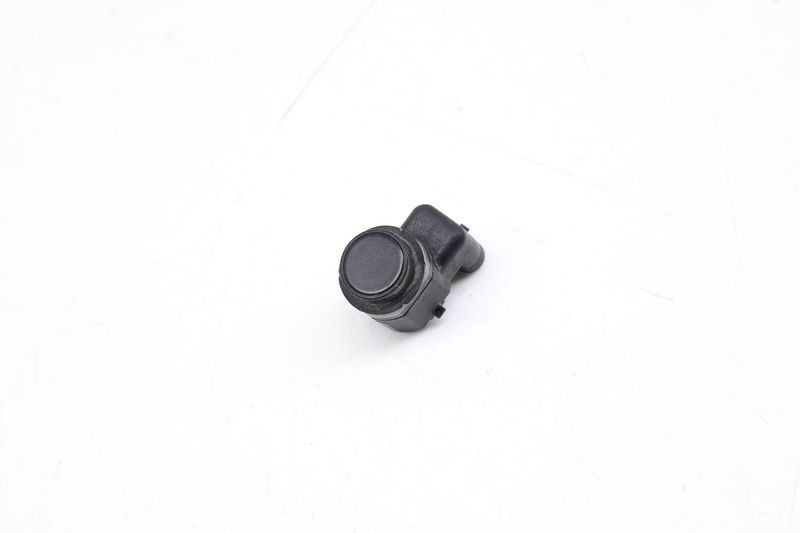 PDC / Park Distance / Assist Sensor 66209231287 — Used (SKU 704573)
